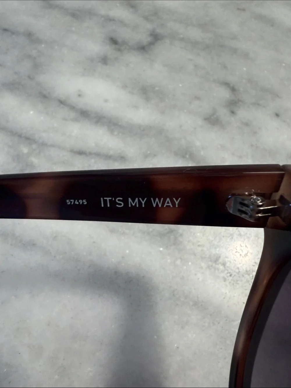 Tortoiseshell Cat-Eye Sunglasses - Brown